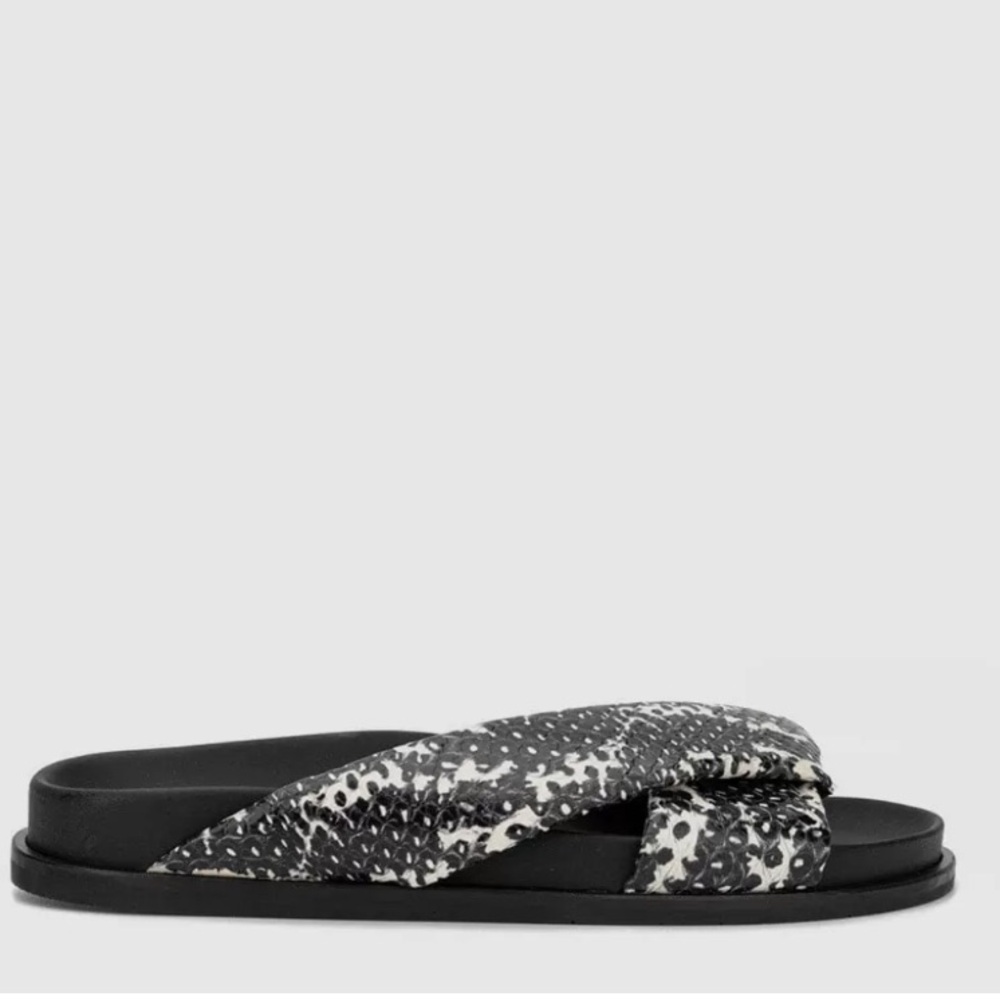 Aquatalia Ileena White/Black Sandals